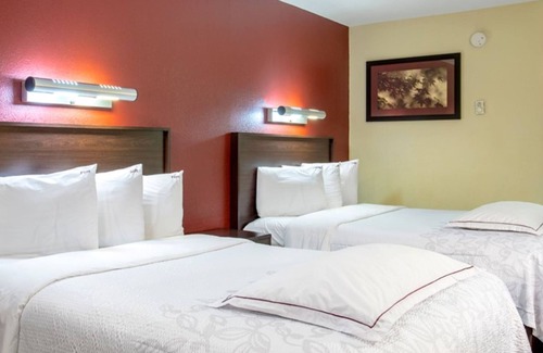 Oxon Hill Hotel | Red Roof Inn PLUS+ Washington DC - Oxon Hill