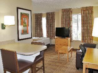 Southfield Hotel | Red Roof Inn Southfield