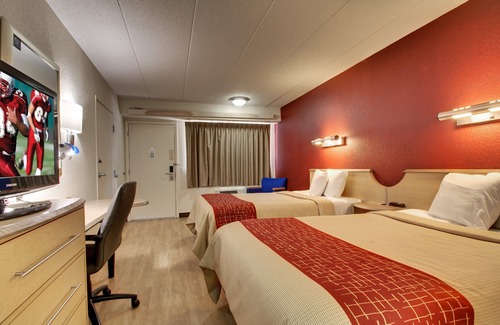 Maryland Heights Hotel | Red Roof Inn St Louis - Westport/Maryland Heights