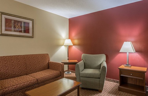 Little Rock Hotel | Red Roof Inn & Suites Little Rock