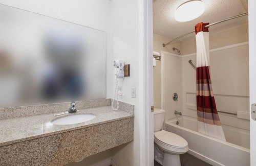 Rome Hotel | Red Roof Inn & Suites Rome