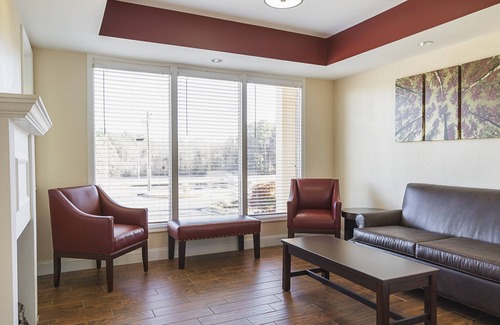 Scottsboro Hotel | Red Roof Inn & Suites Scottsboro
