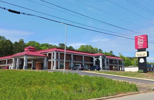 Scottsboro Hotel | Red Roof Inn & Suites Scottsboro