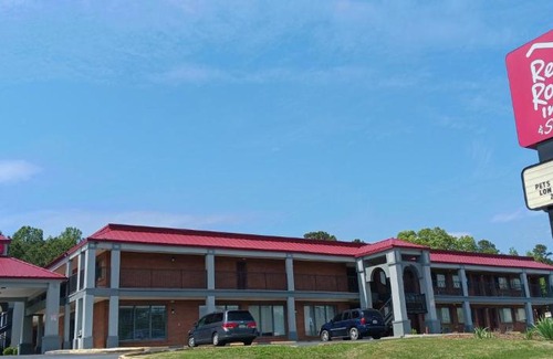 Scottsboro Hotel | Red Roof Inn & Suites Scottsboro