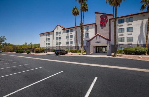 Cortaro Hotel | Red Roof Inn Tucson North - Marana