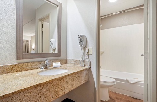 West Monroe Hotel | Red Roof Inn West Monroe