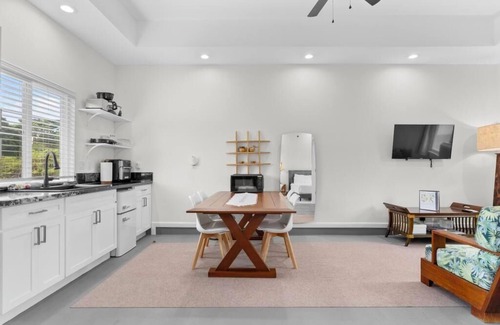 Keaau Cottage | Red Ti Cottage
