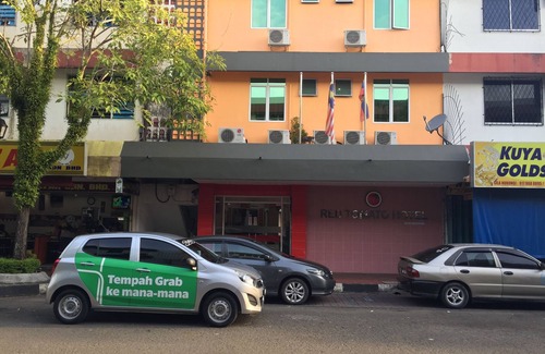 Victoria Hotel | Red Tomato Hotel