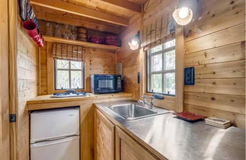 Gainesville Other | Redbud Falls Ranch Vacation Home, Horseback Riding