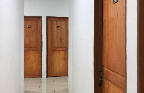 Medan Hotel | RedDoorz @ Aksara Medan