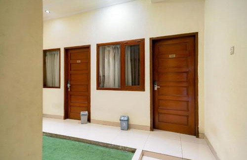 Turangga Hotel | RedDoorz at Buah Batu 5