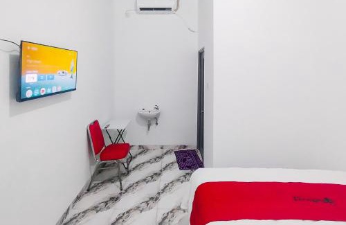 Rajabasa Hotel | RedDoorz at Jalan Terusan Ryacudu near Exit Tol Kotabaru Lampung