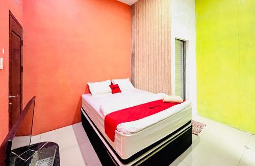 Rantauprapat House | RedDoorz at MCLOS Syariah Guest House Rantau Perapat