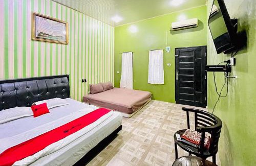 Rantauprapat House | RedDoorz at MCLOS Syariah Guest House Rantau Perapat