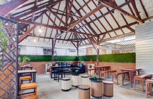 Sidomulyo Hotel | RedDoorz At Pandan Inn Batu