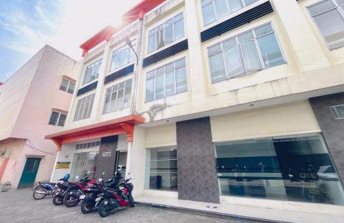 Medan Hotel | RedDoorz at STM Suite Medan Amplas
