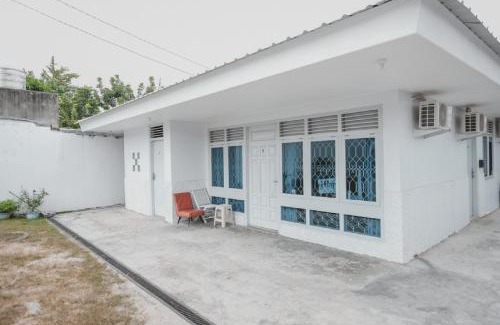Jambi House | RedDoorz @ Beringin Jambi