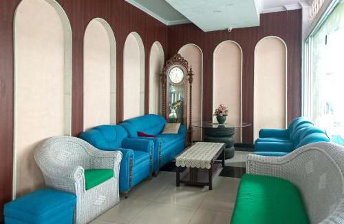 Pekanbaru Hotel | RedDoorz Hotel Baaraka near Living World