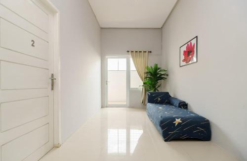 Palembang Hotel | RedDoorz @ Jalan Demang Lebar Raya Palembang