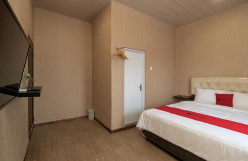 Pekanbaru Hotel | RedDoorz @ Jalan Srikandi Pekanbaru