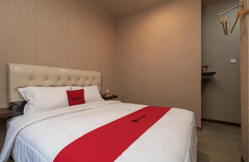 Pekanbaru Hotel | RedDoorz @ Jalan Srikandi Pekanbaru