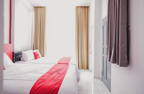 Sukarami Hotel | RedDoorz @ Jalan Sukabangun 2 Palembang