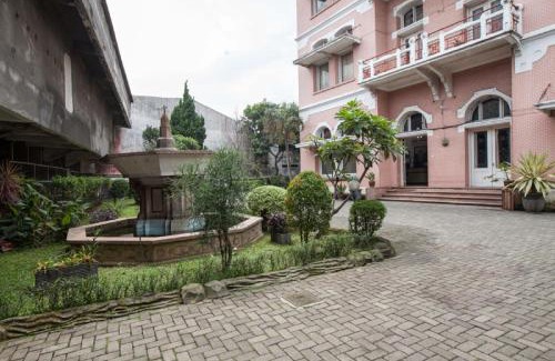 Lawang House | RedDoorz @ Lawang