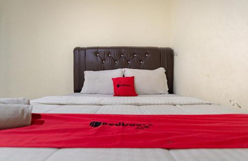 Medan Hotel | RedDoorz @ Medan Johor 2