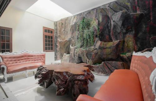 Jakarta House | RedDoorz @ Meruya 2
