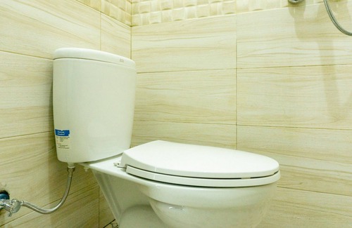 Ngawi Hotel | RedDoorz near Benteng Van Den Bosch