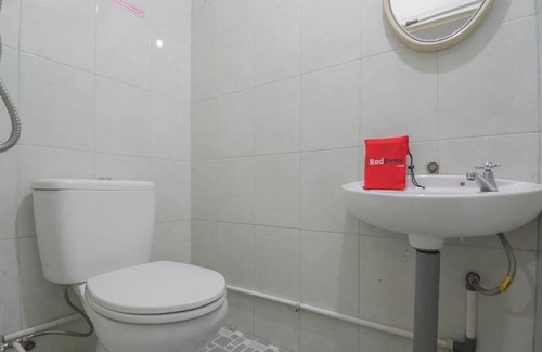 Pontianak House | RedDoorz near Gajah Mada Pontianak
