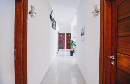 Medan House | RedDoorz near Hermes Place Polonia Medan