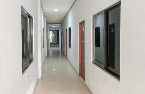 Banjarmasin Hotel | RedDoorz near Mitra Plaza Kota Banjarmasin