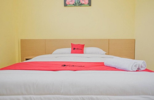 Bandar Lampung Hotel | RedDoorz near RS Imanuel Lampung