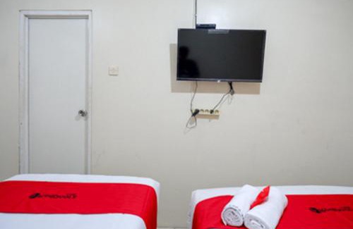 Kudus Hotel | RedDoorz near RSUD Kudus