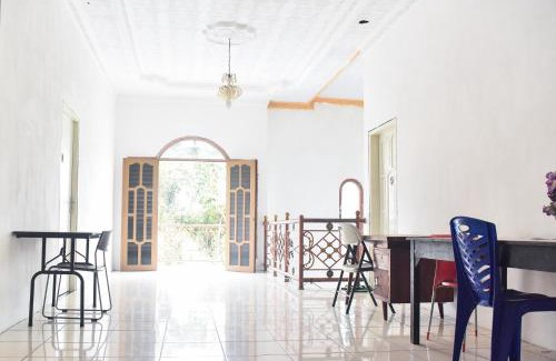 Marusu House | RedDoorz near Sultan Hasanuddin Airport 2 Makassar