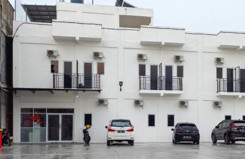 Dumai Hotel | RedDoorz near Terminal Roro Bandar Sri Junjungan