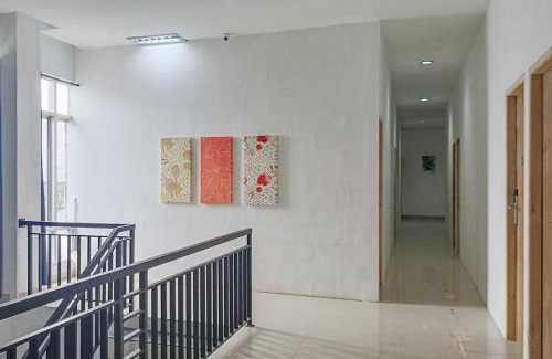 Makassar Hotel | RedDoorz near Universitas Hasanuddin Makassar