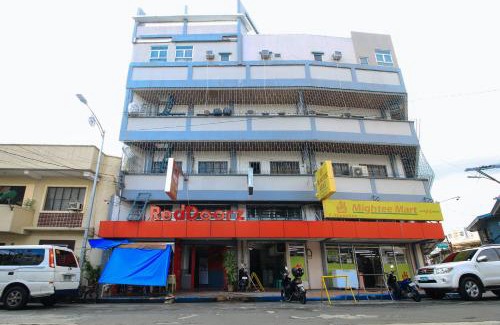 Quiapo Hotel | RedDoorz @ P Florentino Street Sampaloc Manila