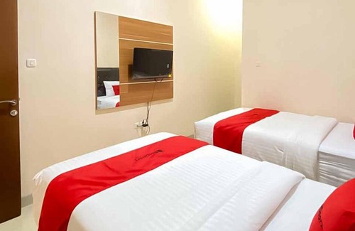Bandar Lampung Hotel | RedDoorz Plus at Permata Gueshouse Lampung