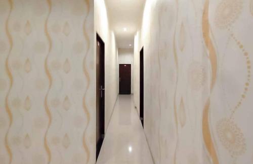 Medan Hotel | RedDoorz Plus @ Jalan Letda Sujono Medan 2