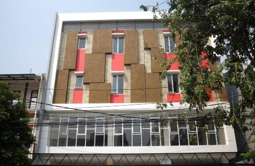Tanjung Duren Utara House | RedDoorz Plus near Mall Ciputra Jakarta