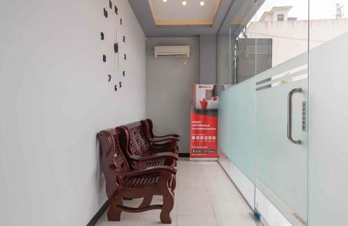 Medan House | RedDoorz Plus near Millenium ICT Centre Medan 2