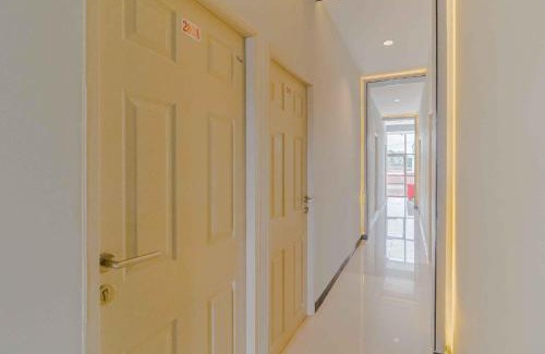 Medan House | RedDoorz Plus near Millenium ICT Centre Medan 2