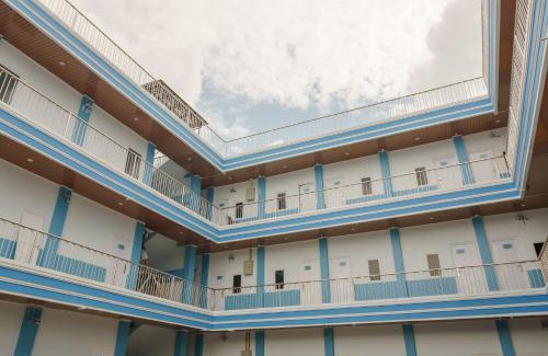 Palembang Hotel | RedDoorz Plus near Palembang Icon Mall 2