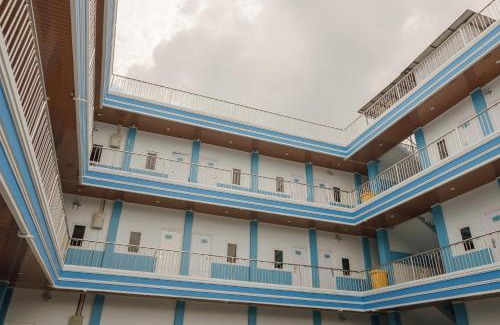 Palembang Hotel | RedDoorz Plus near Palembang Icon Mall 2