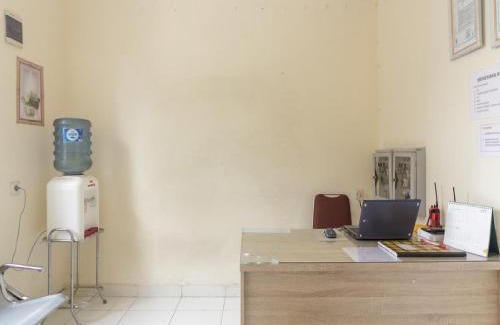 Karet House | RedDoorz Plus near Taman Rasuna Menteng