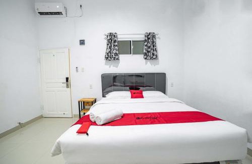 Medan House | RedDoorz Plus near Thamrin Plaza Medan