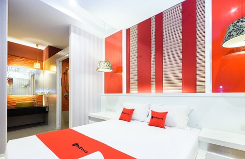 Bang Kra So Hotel | RedDoorz Plus Ruen Rattana Resort