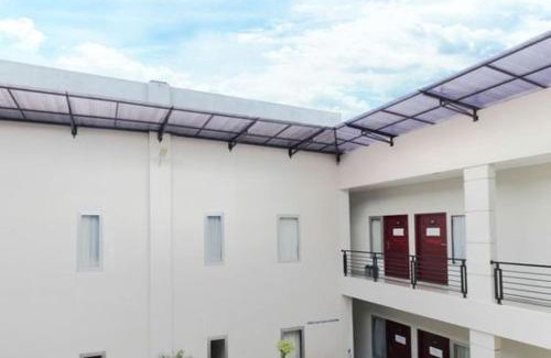 Padang Hotel | RedDoorz Plus Syariah at Polamas Andalas